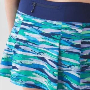 Lululemon Vintage Pace Rival Skort in Seven Wonders Blue Multi Color. Size 10